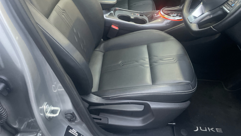 Nissan Juke 1.0 DiG-T 114 Tekna 5dr DCT Petrol Hatchback